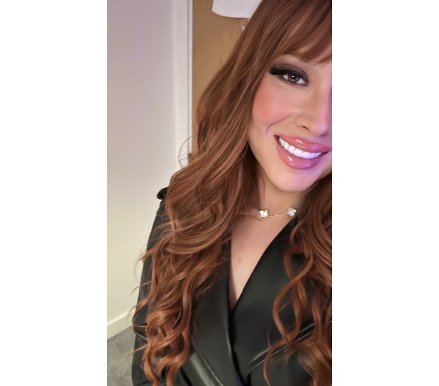Trans Escorts Slough Slough Town Centre - Slough - Photos for Mistress Lauren Brazilian XXL