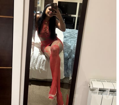 Escort Sutton Town Centre Sutton - Photos for Luiza party girl 🥳 no rush 100% real