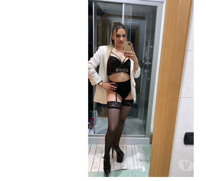 Escorts Renfrewshire Paisley - Renfrewshire - Photos for Anna Bella Sexy Hot and Real 4 u Babe
