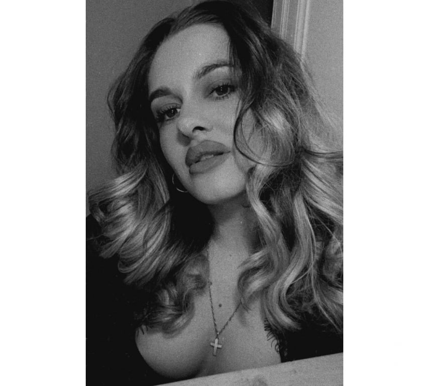 Escorts Renfrewshire Paisley - Renfrewshire - Photos for Anna Bella Sexy Hot and Real 4 u Babe