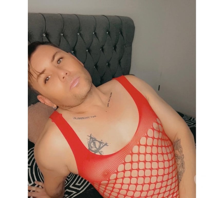  Gay massage Kent Medway - Kent - Photos for Tyler New in Gillingham X