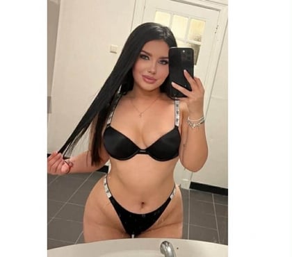 Escorts Hounslow Town Centre Hounslow - Photos for New party girl 🫶🏼💋