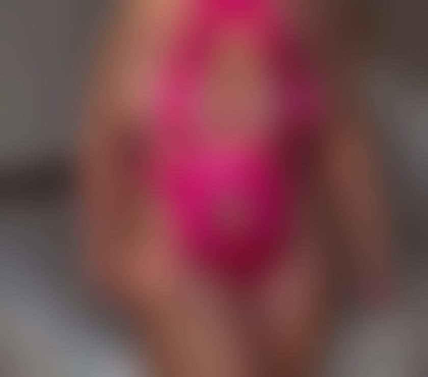 Escorts Essex Brentwood - Photos for Busty Mandy few days Brentwood 😍😍