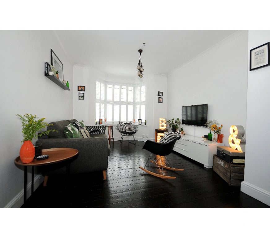 professional photographer East London Walthamstow - East London - Photos for Your helpful, experienced professional, Photographer.