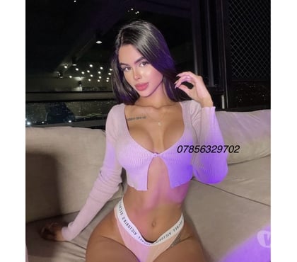 Escorts Chelmsford City Centre Chelmsford - Photos for 🔥HORNY BRUNETTE🍭ALEVEL PARTY🔞