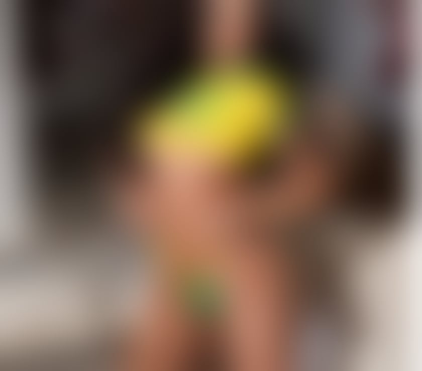 Mia very hot 🔥 new here from BR 🇧🇷