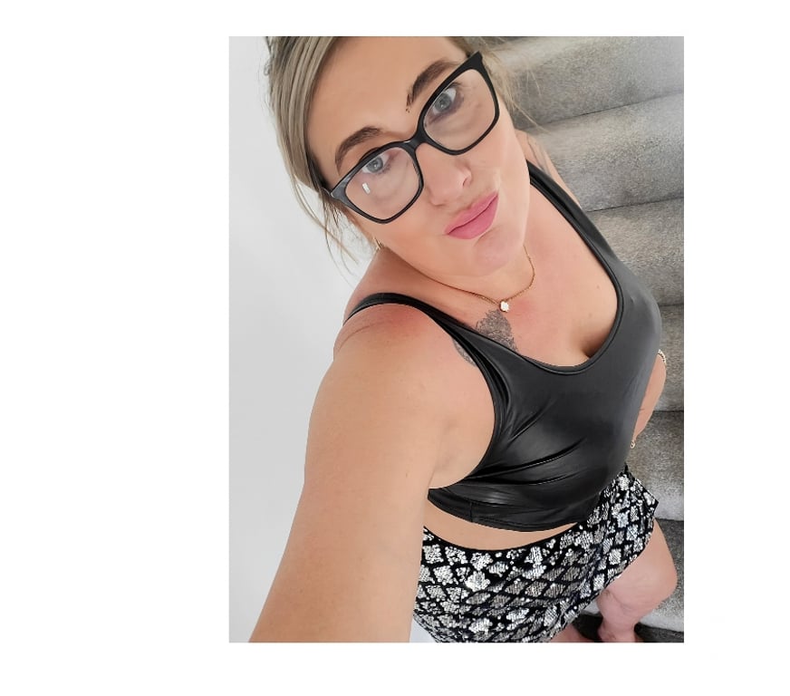 Escorts County Durham Stockton-on-Tees - Photos for English rachel queen of curves