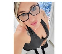 English rachel queen of curves