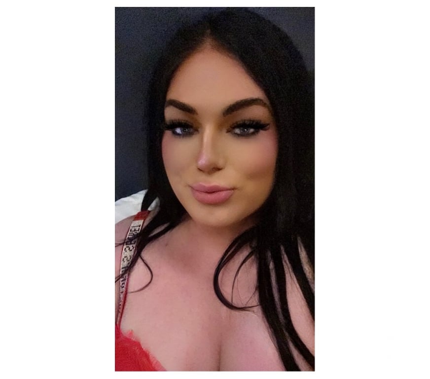 Trans Escorts West Midlands Birmingham - Photos for 7inch Curvy Irish trans girl in Digbeth Birmingham