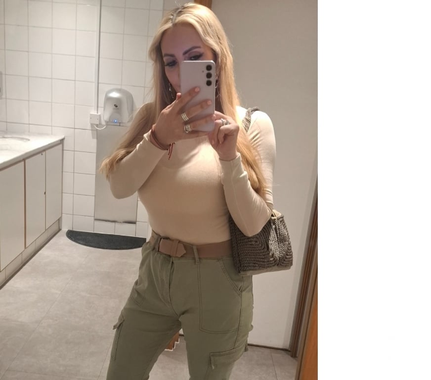 Adult Entertainment Oxfordshire Cherwell - Photos for Text me on WhatsApp lady from London living in Birmingham