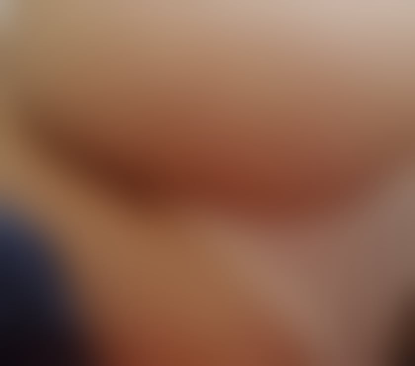 Escorts Greater Manchester Stockport - Photos for Jessy the mistress and toys arrive