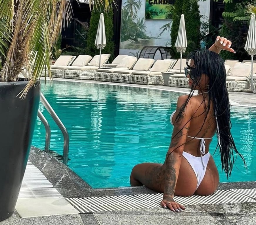 Escorts Leicestershire Charnwood - Photos for 🥰Mira new in the town😍call me😘only outcall