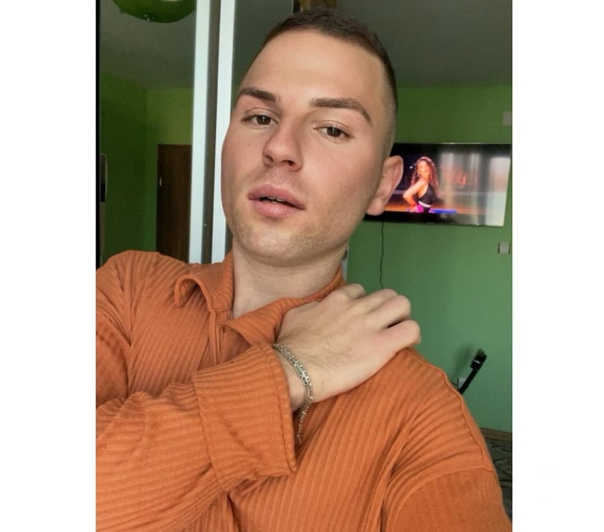Gay massage West London Edgware Road - West London - Photos for Discreet & Charming 24-Year-Old Male Escort