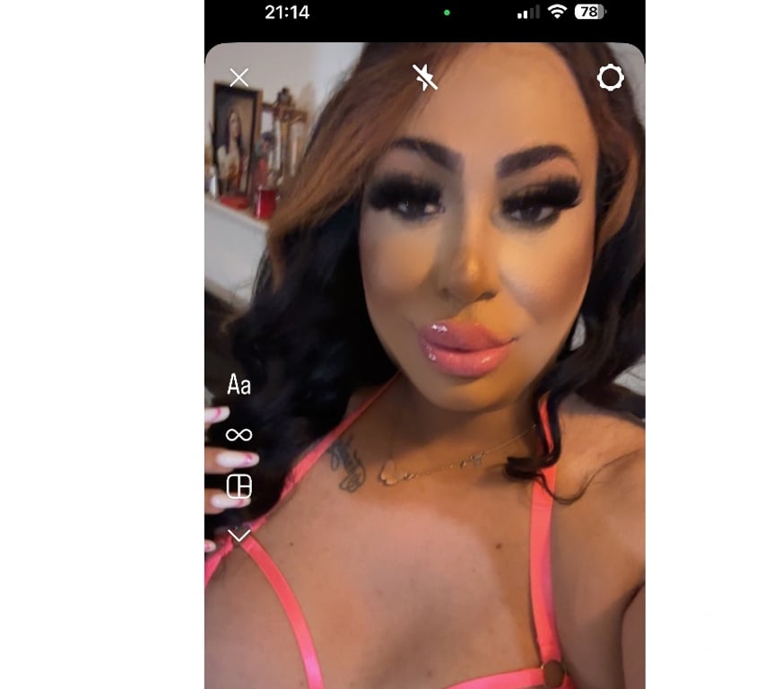 Escorts Bedfordshire Luton - Photos for New TRANSEXUAL curvy party big boobs🍑❤️
