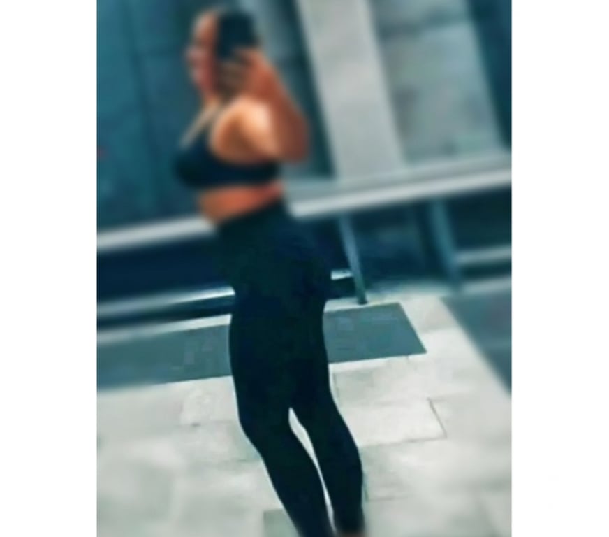 Escorts Armagh, Banbridge and Craigavon Portadown - Armagh, Banbridge and Craigavon - Photos for .Blonde with curves...