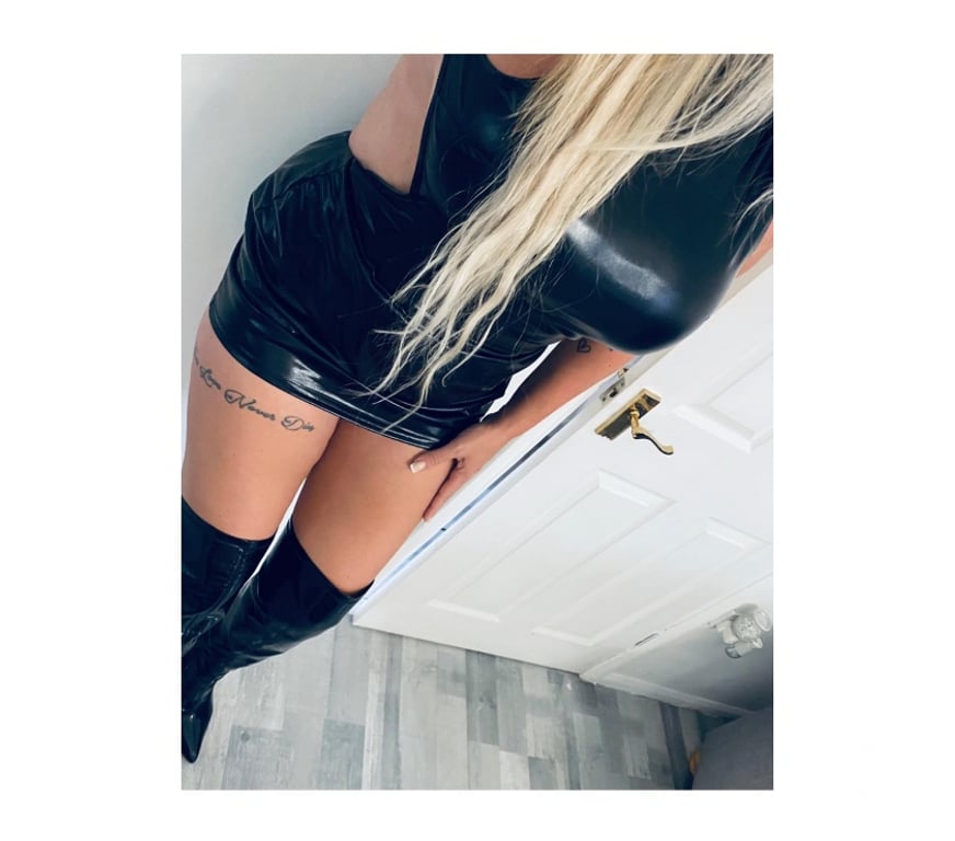 Escorts Tyne and Wear Sunderland - Photos for BLONDE BRITISH FULL GFE 🩷MILF🩷OWO AND CIM
