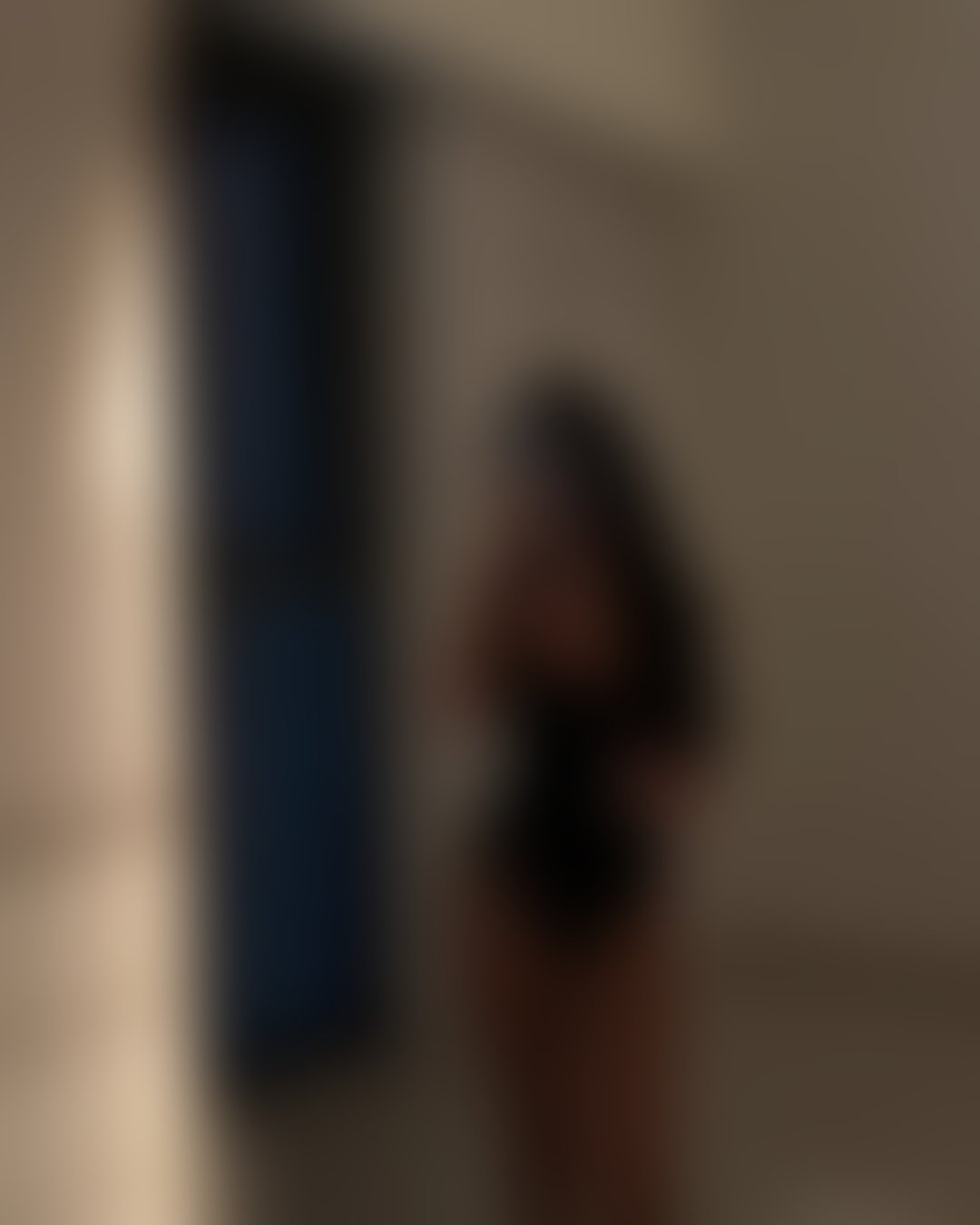 Escorts West London West Kensington - West London -