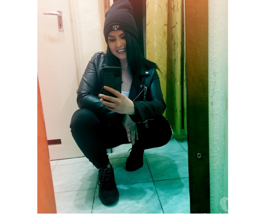 Escorts Ealing Southall - Ealing - Photos for Sweet Harley first time in uk for short time😊😊