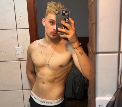 Gay escorts Birmingham New Street Birmingham - Photos for Hugo - twink loiro
