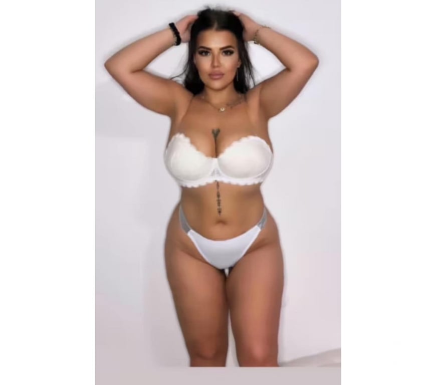 Escorts West Yorkshire Kirklees - Photos for Larra🥰Available for meet✅☎️Incall