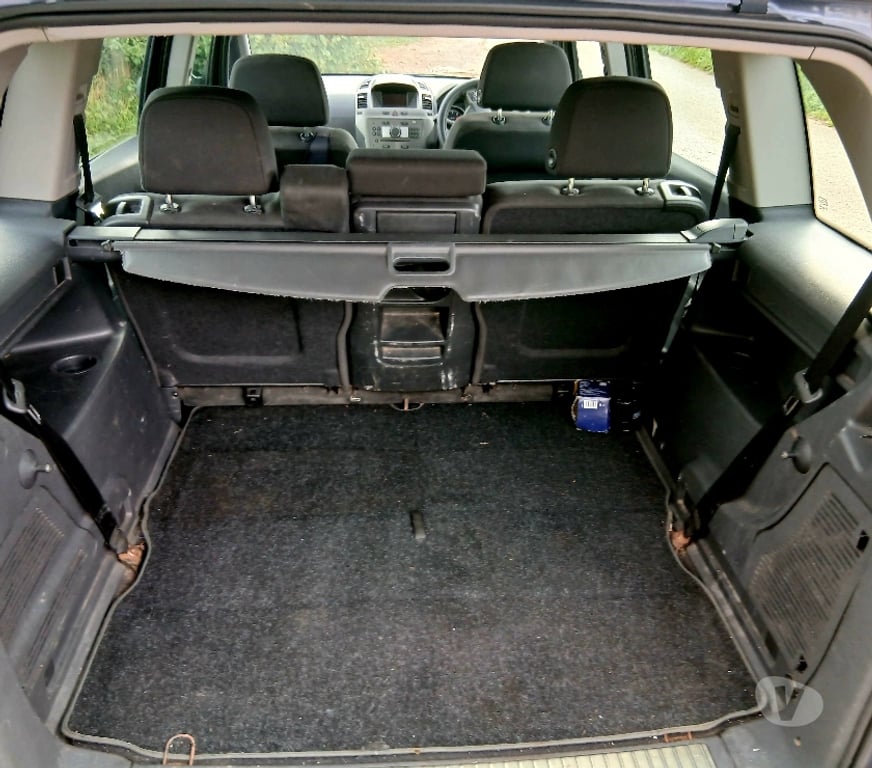 used cars for sale Gloucestershire South Gloucestershire - Photos for Vauxhall zafira B 2007 Manual 1.6 petrol.