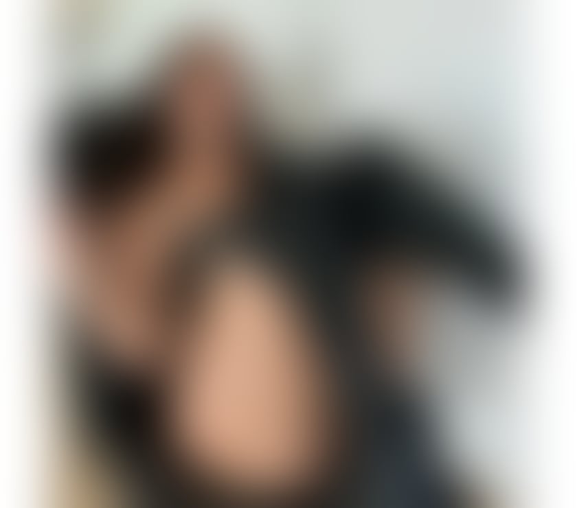 Escorts West Yorkshire Leeds - Photos for New in town waiting for you to spoil you in my bed