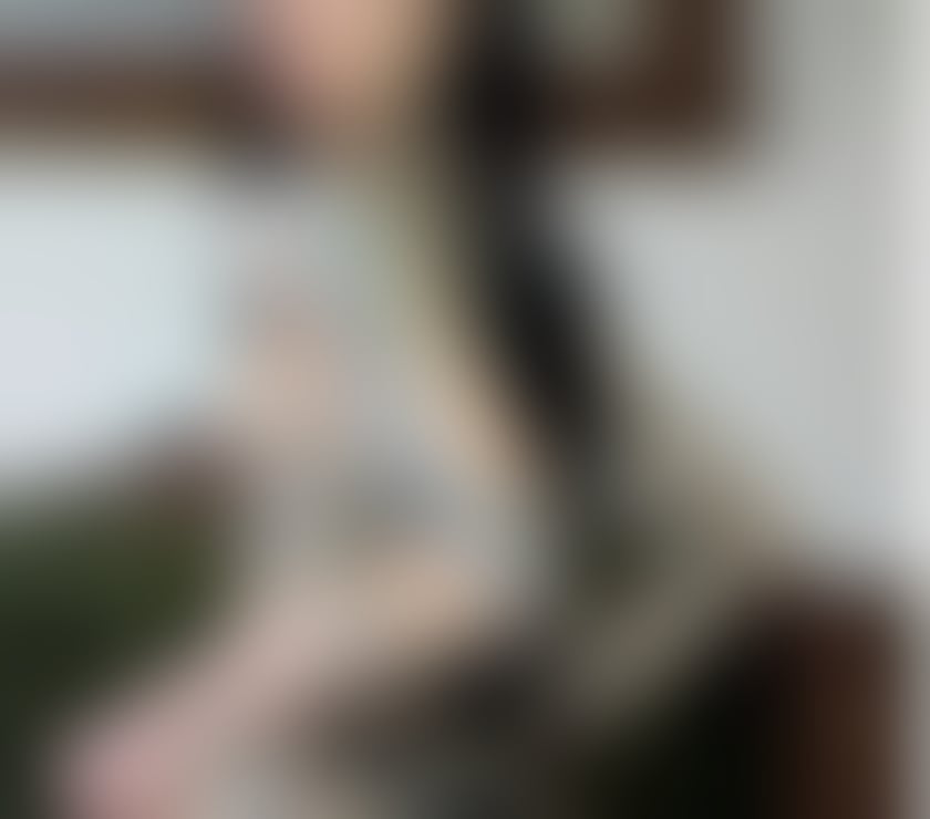 Escorts South West London Balham Station - South West London - Photos for Kinky Canadian, it's Friday let's have some fun!