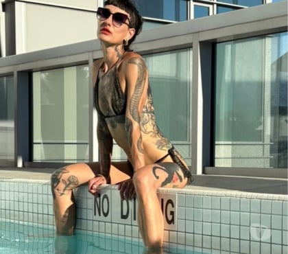 Massage Escorts Balham Station South West London - Photos for Kinky Canadian, it's the weekend let's have some fun