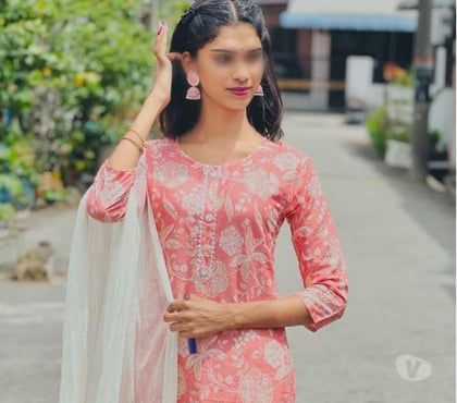  Escorts Croydon Town Centre Croydon - Photos for New South Indian tamil girl at Croydon city centre