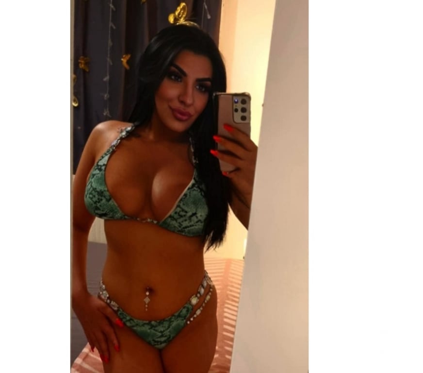 Escorts Ealing Greenford - Ealing - Photos for SEXY SWEET NEW GIRL
