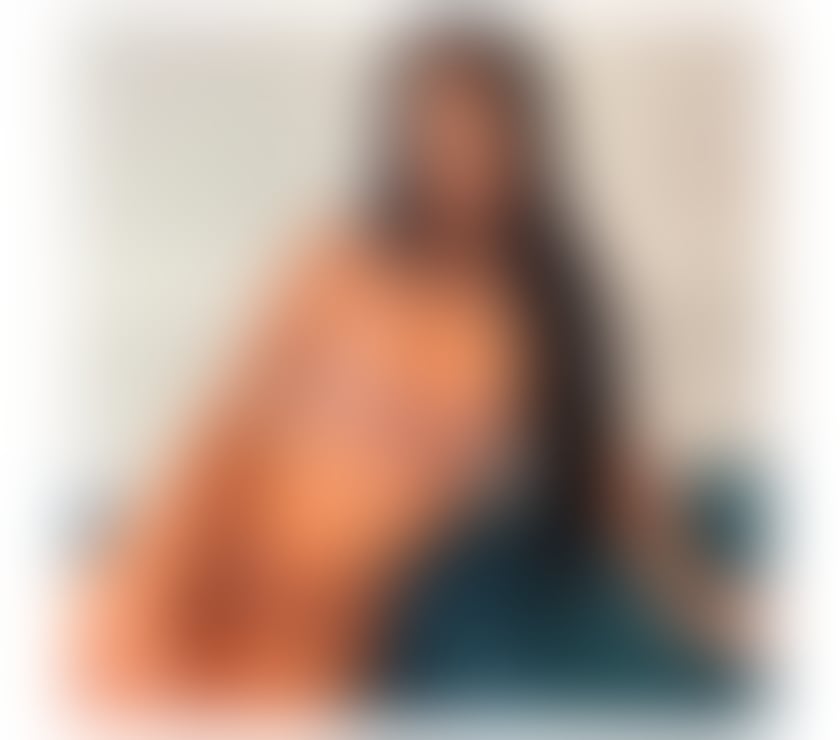 Escorts Hertfordshire Broxbourne - Photos for Hi guys I’m Emma new in town call me or text me kiss