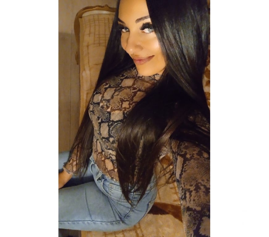 Escorts Barnet Edgware - Barnet - Photos for ❤️AMINA❤️Top-figure,Bombshell body❤️