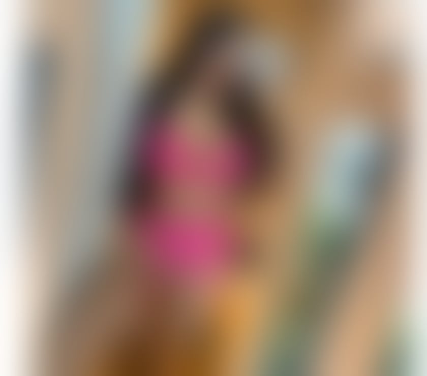 Escorts West London Hillingdon - Photos for Jully ✨ Elegant and Sophisticated Model✨