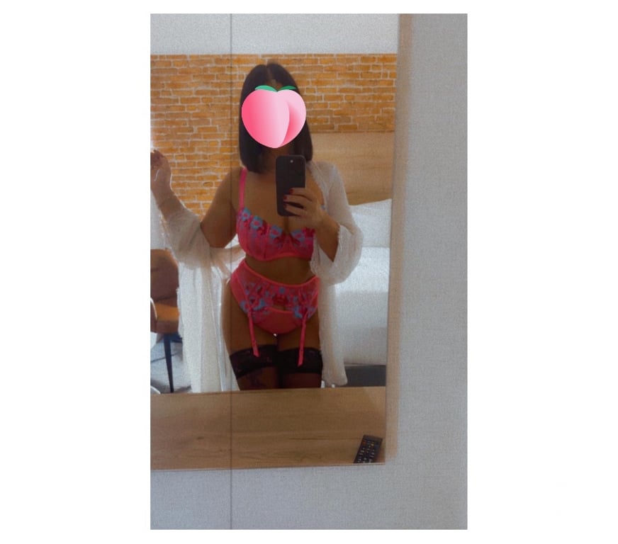Escorts West Yorkshire Bradford - Photos for BRITISH MILF 🩷 FULL GFE WITH OWO AND CIM IN BD3
