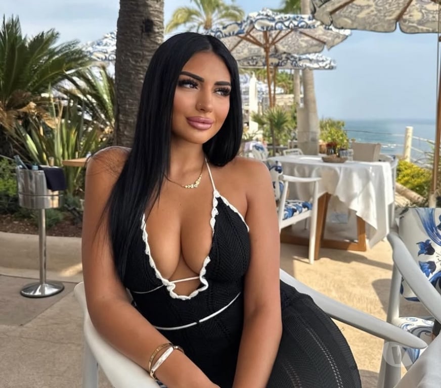 Escorts Essex Basildon - Photos for VICTORIA BLOOM 💦NEW IN BASILDON❤️BEST ASS🥂🍾