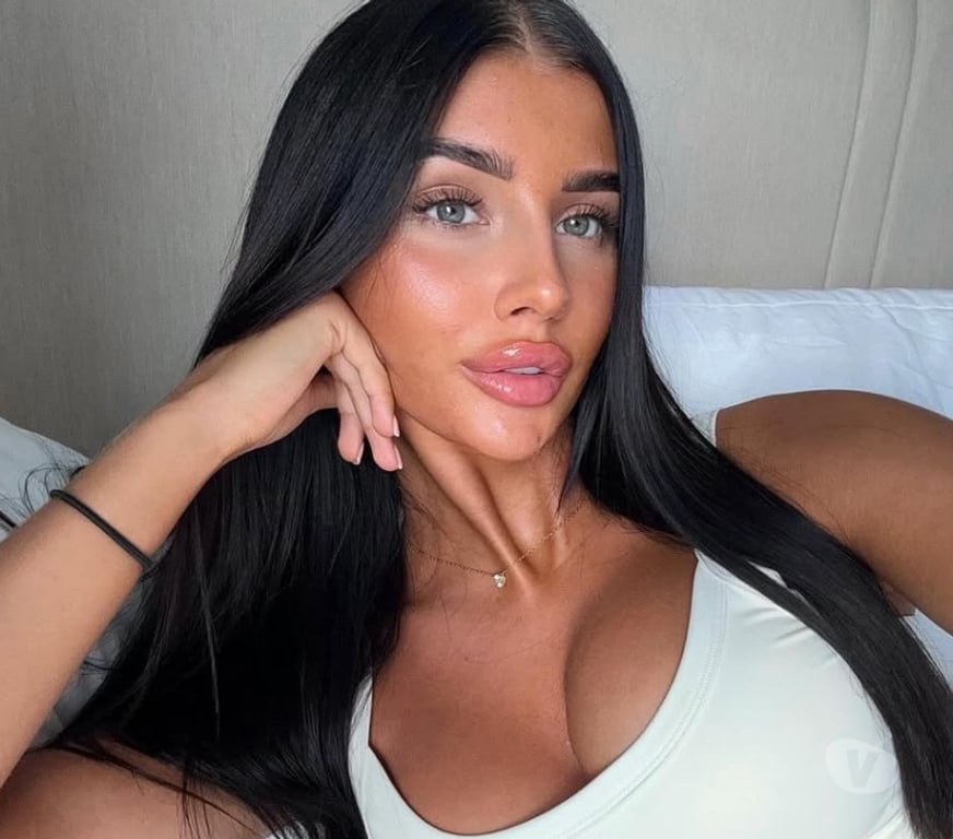 Escorts Essex Basildon - Photos for Gorgeous Lissa🎀Best Tits🍒Amazing Peachy Bum🍑party