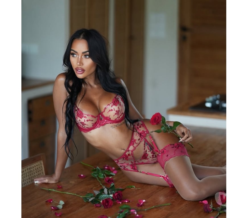 Escorts East London Tower Hamlets - East London - Photos for MEL🍯PARTY🍑BRAZILIAN 🇧🇷🌶️