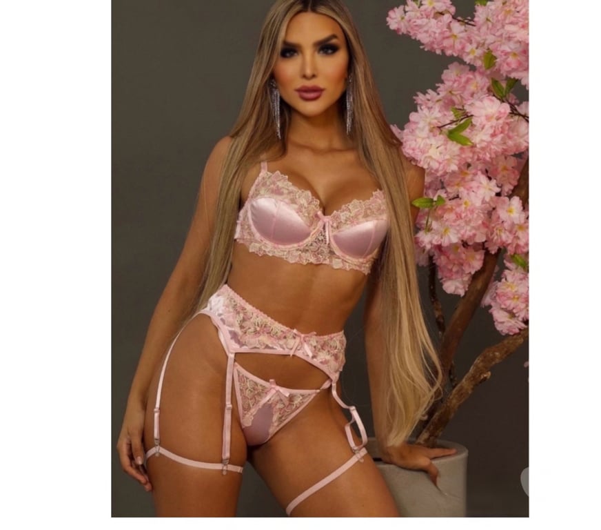 Trans Escorts East London Spitalfields - East London - Photos for Nicky Horny and big surprise 💦🪄