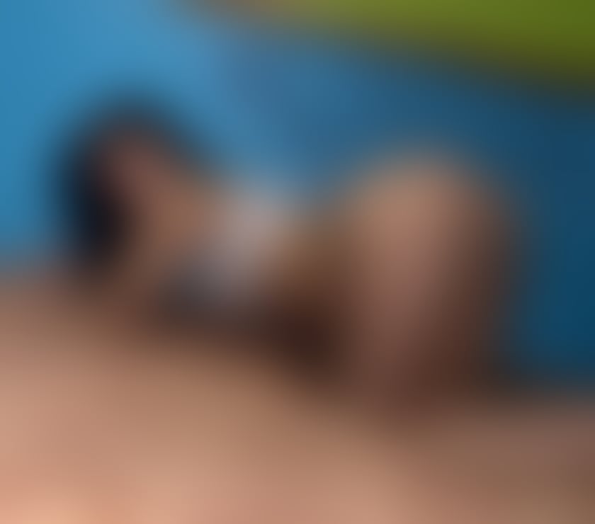 Escorts East London Newham - Photos for Hii im Karina I'm new call me for party 🎉🥳