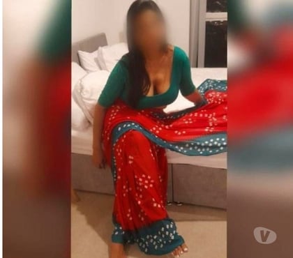 Escort Leeds City Centre Leeds - Photos for Sunitha Busty indian Girl In Leeds