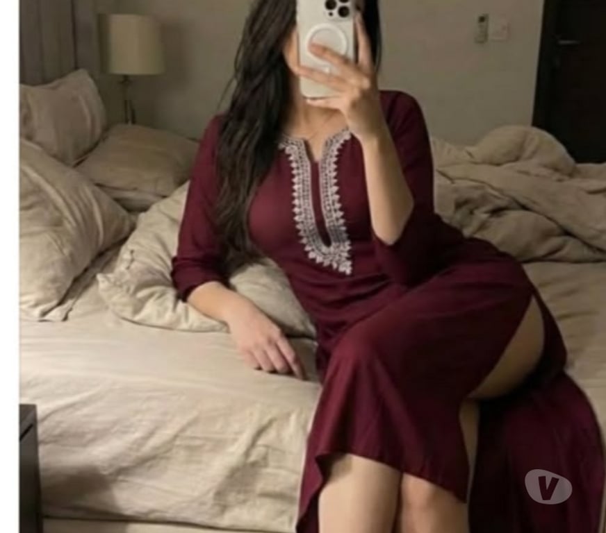 Escorts Slough Slough Town Centre - Slough - Photos for New girls Pakistani in Slough best service 24 7