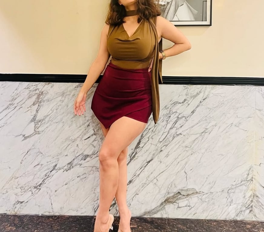 Escorts West Sussex Crawley - Photos for JUST NEW ARRIVED IN THE TOWN 🧡 INDIAN BEAUTY ❤️