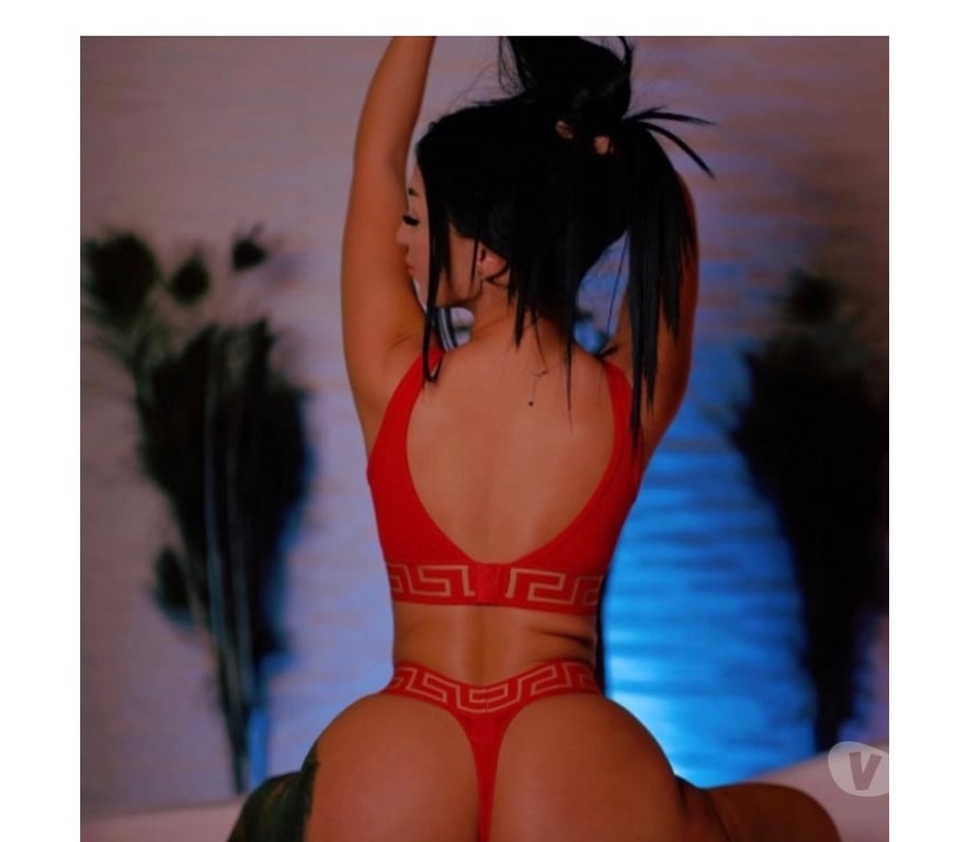 Escorts Warwickshire Warwick - Photos for 🔞Bombshell Party🥂Strap-on lovers?Domination ALEVEL💦