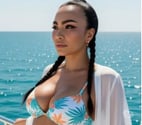 Laura tantric massage