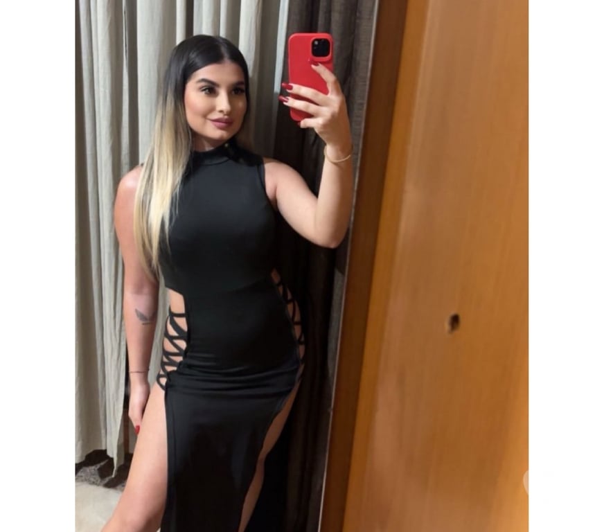 Escorts Staffordshire Lichfield - Photos for Hey new Amira come to see me kiss