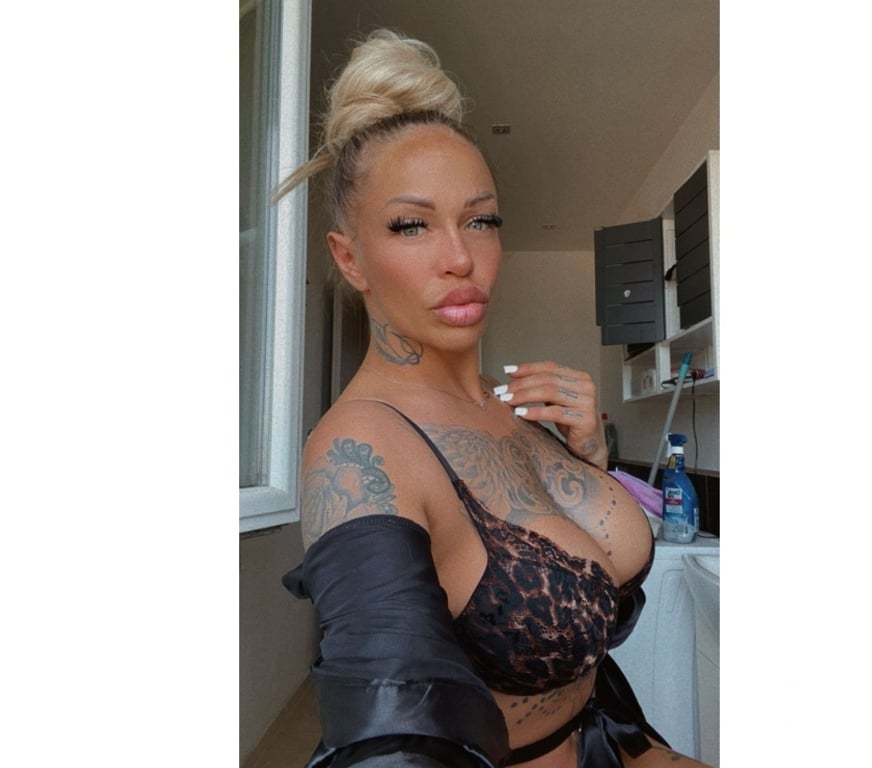Escorts East London Stratford - East London - Photos for 🩷🩷🩷Bella🩷🩷🩷
