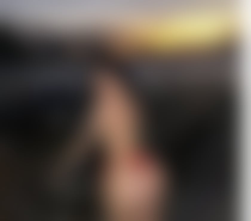 Escorts South West London Sutton - Photos for BRUNETT BIG ASS BACK DOOR 🔥