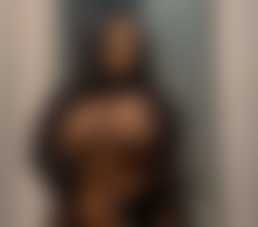Escorts South East London Woolwich - South East London - Photos for Melek💋new in town😘💋party girl
