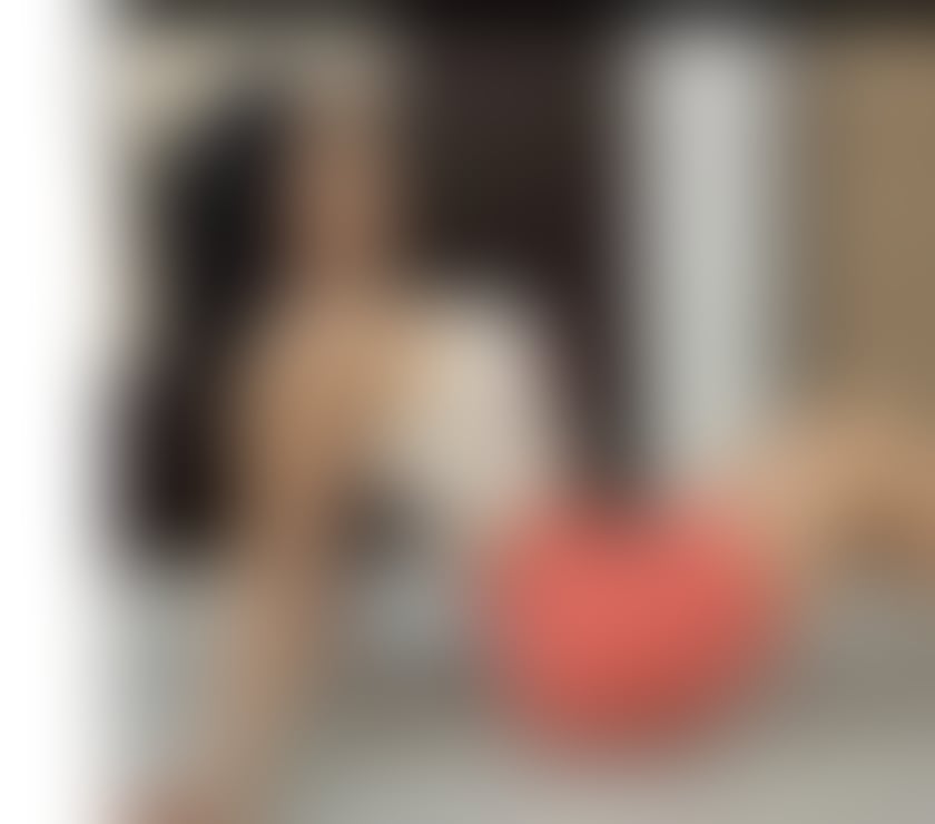 Escorts South East London Lewisham - Photos for Hello!! I'm ELY, 1.65 brunette