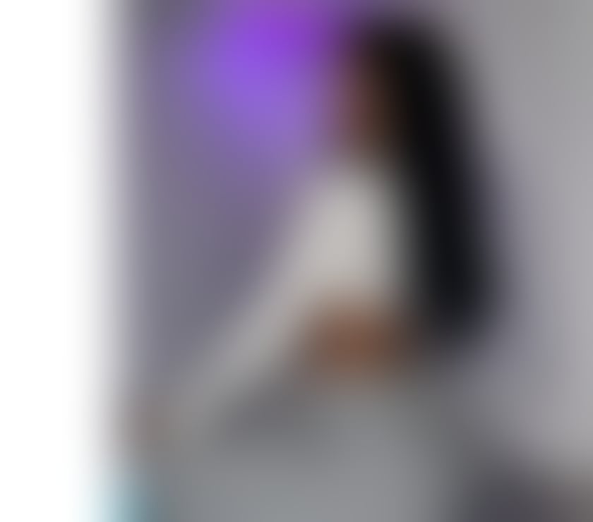 Escorts South East London Lewisham - Photos for Hi, I'm Ana, I'm 25 years old, brunette with curves..